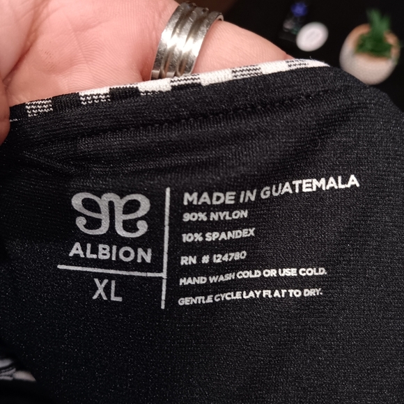 Albion Hamptons One-Piece New Size XL - Picture 7 of 7